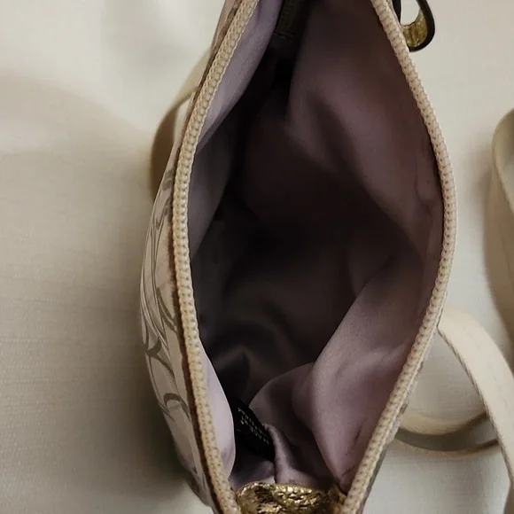 Coach Signature C Small Crossbody Bag - Picture 4 of 8